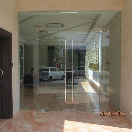 Kemena View Hotel Кучинг Екстериор снимка
