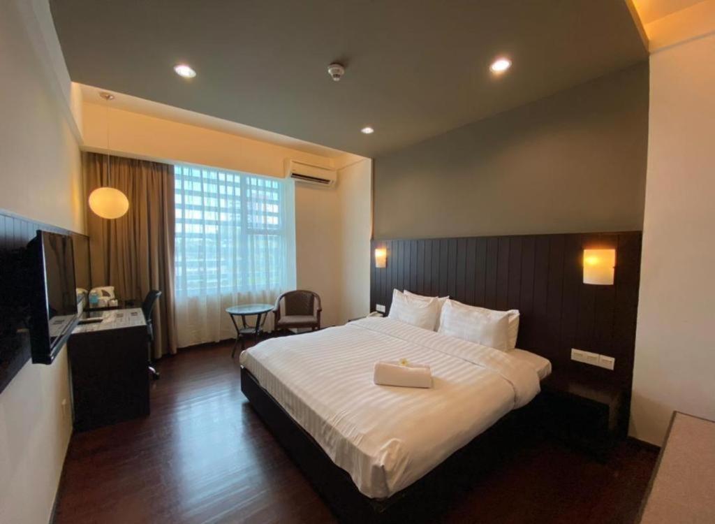 Kemena View Hotel Кучинг Екстериор снимка