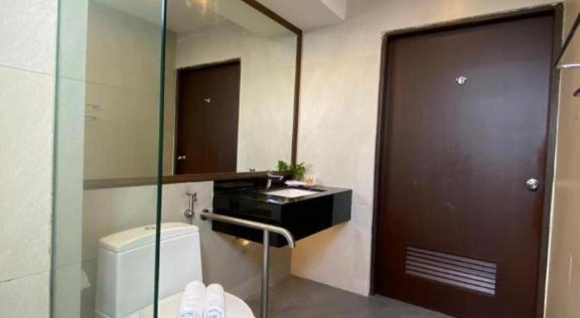 Kemena View Hotel Кучинг Екстериор снимка