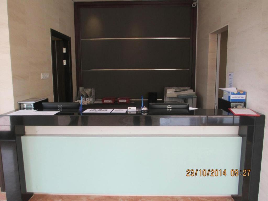 Kemena View Hotel Кучинг Екстериор снимка